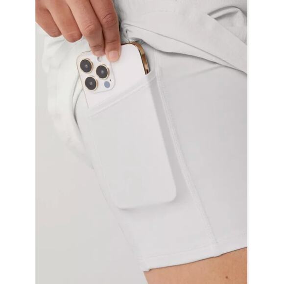 ATHLETA NWT Trekkie Skort in Black // 24 - Picture 12 of 14